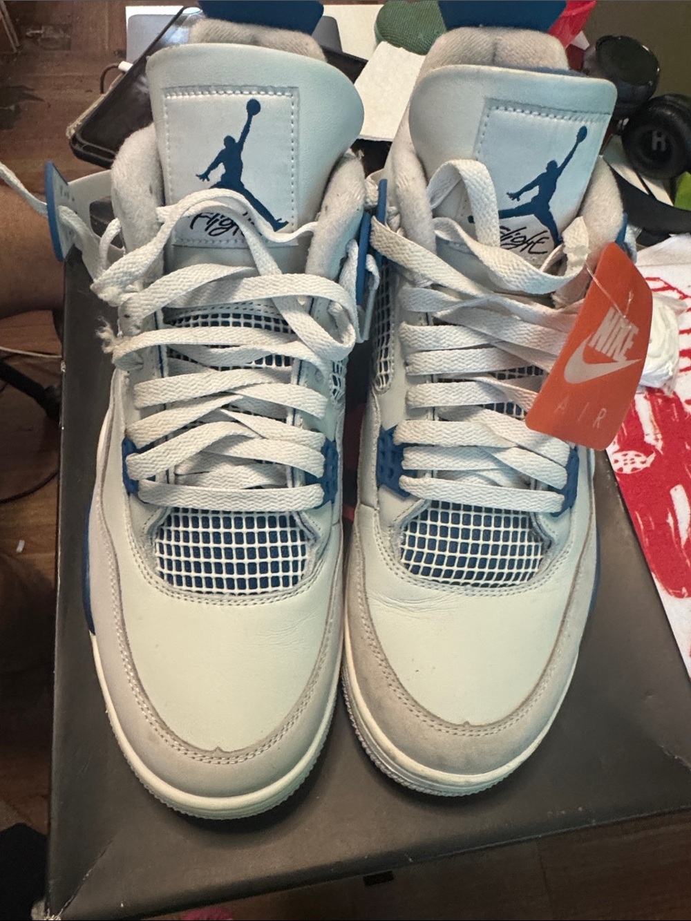 Jordan mens Sneakers - White & Blue Jumpman